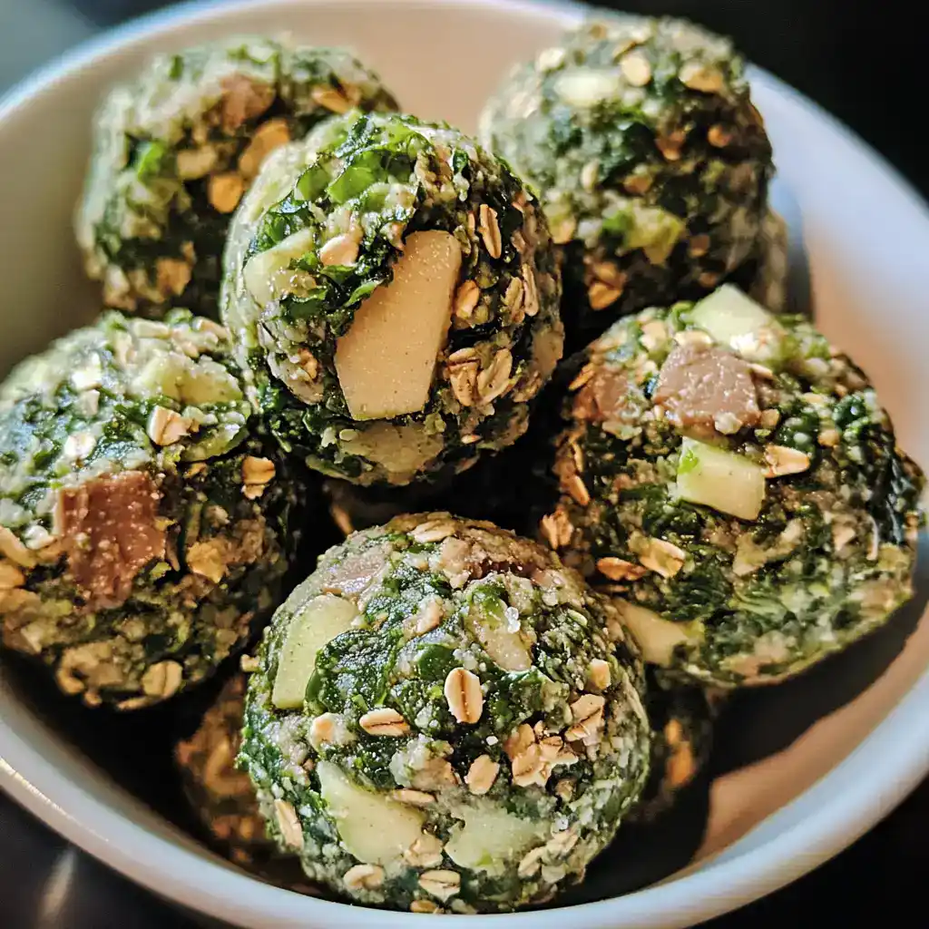 The Perfect Kale Apple Balls (My Golden Retriever Amber Actually Begs for Vegetables Now!)