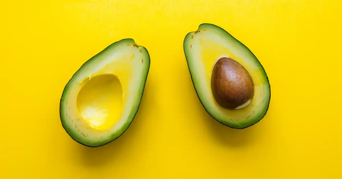 Expert Guide to Unveiling the Truth: Can Dogs Safely Eat Avocado?
